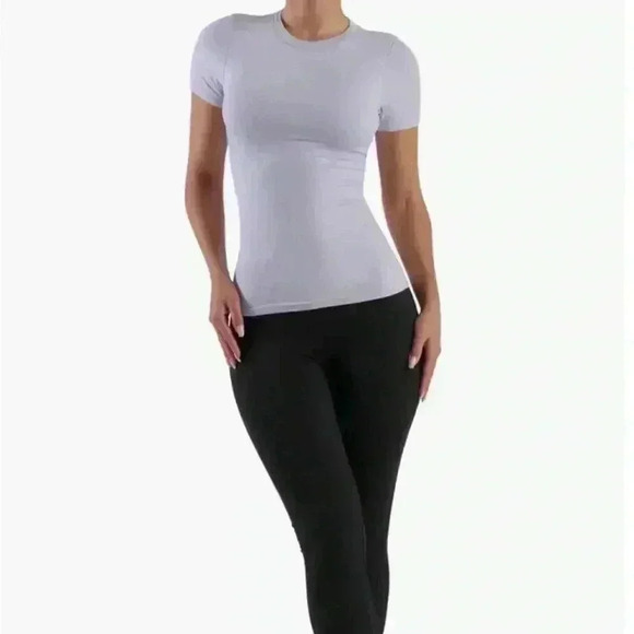 NWT- N by naked wardrobe Bare Short Sleeve Crew Top size xsmall - Picture 7 of 7